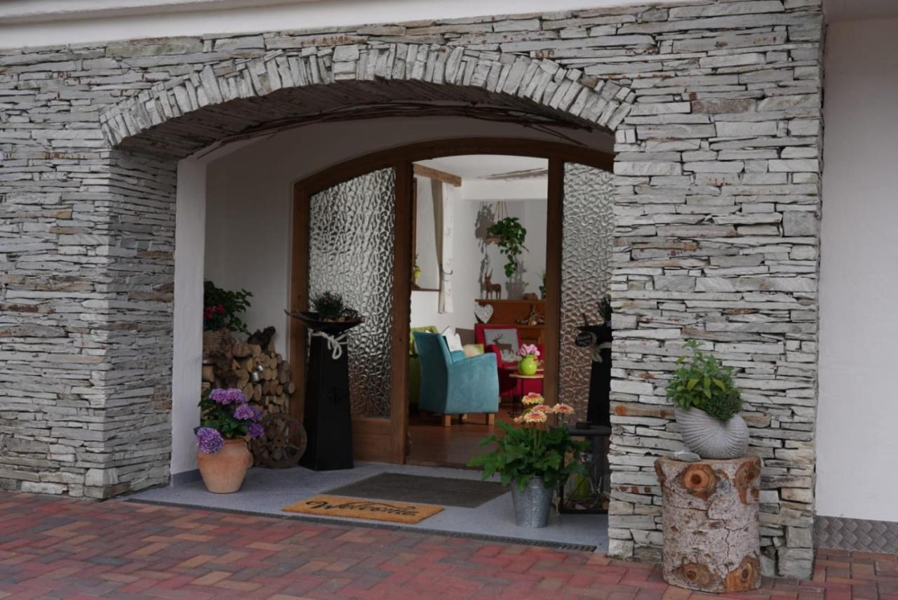 Pension Claudia Zell Am See Exterior photo